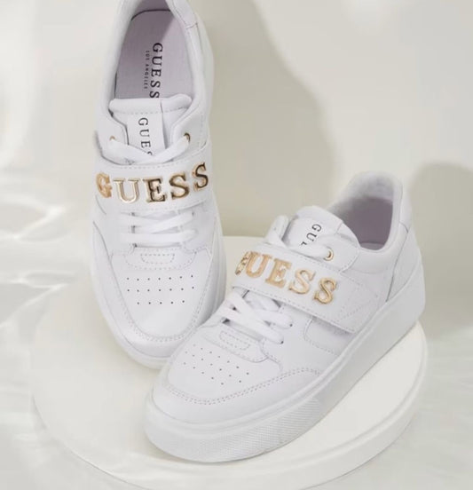Zapatilla Guess 💕😊