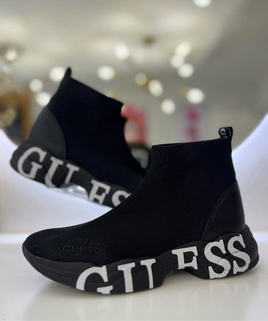 Zapatilla Guess ❤️😊