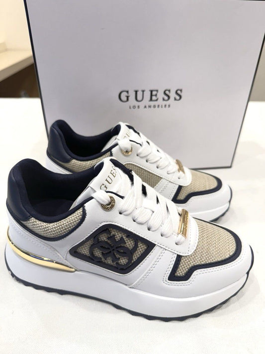 Zapatilla Guess 💕😊