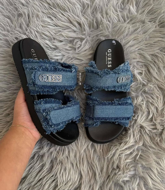 Sandalia Guess 💕
