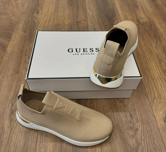 Zapatilla Guess✨
