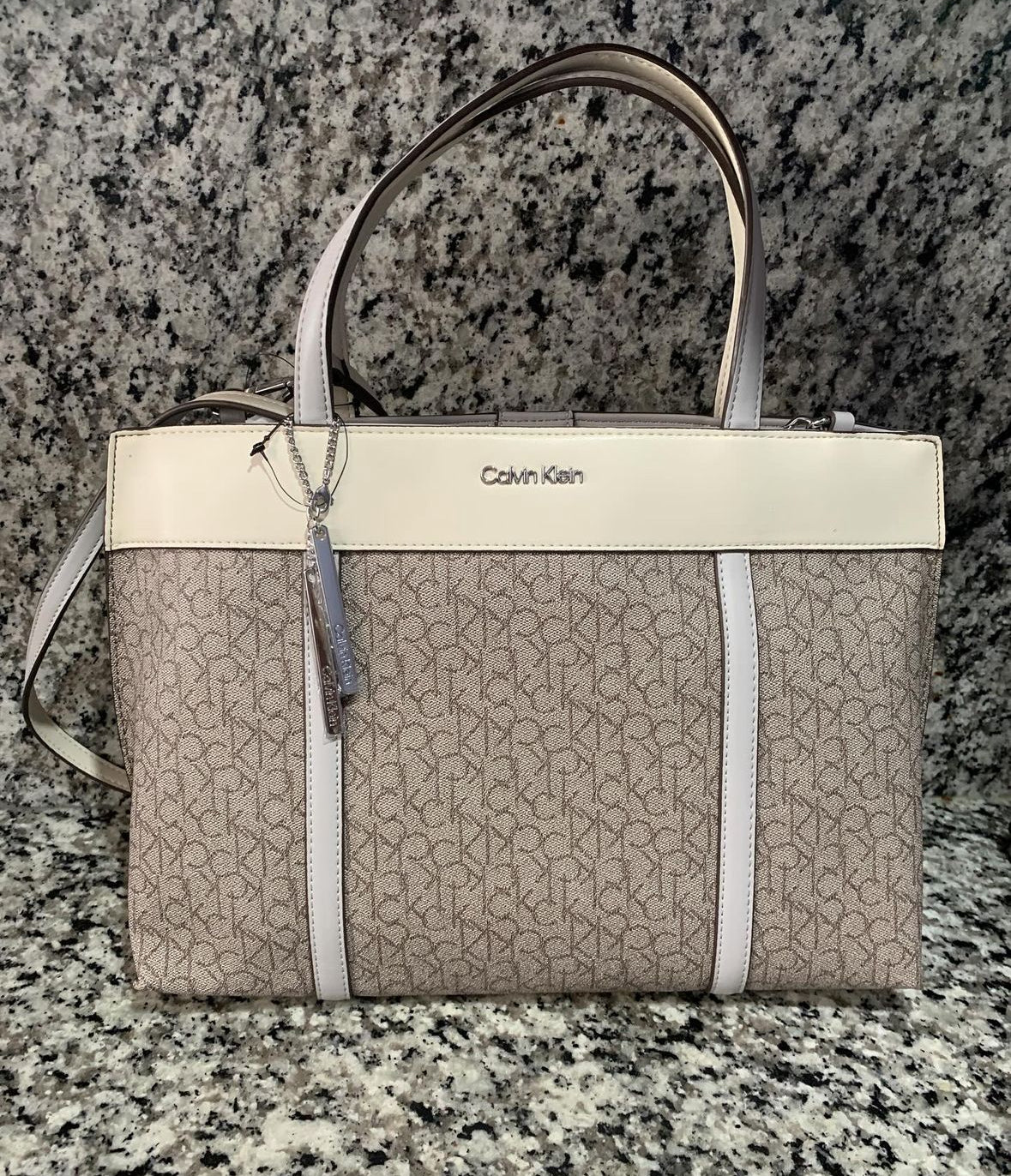 Cartera Calvin Klein