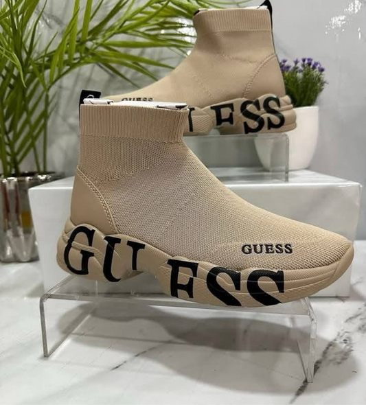 Zapatilla Guess ✨🤗🤍